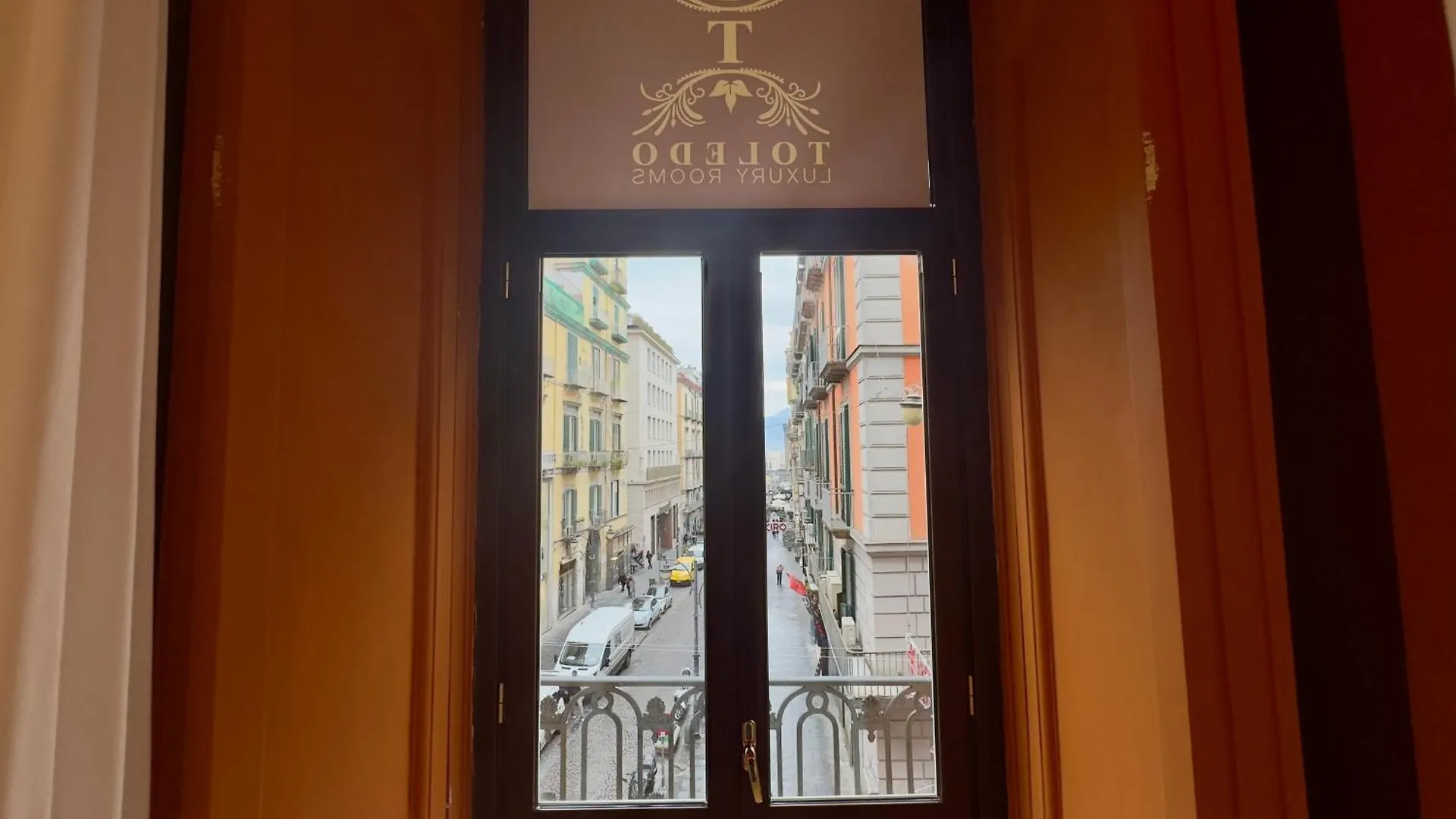 Toledo Luxury Rooms - Lr Collection Naples Italy