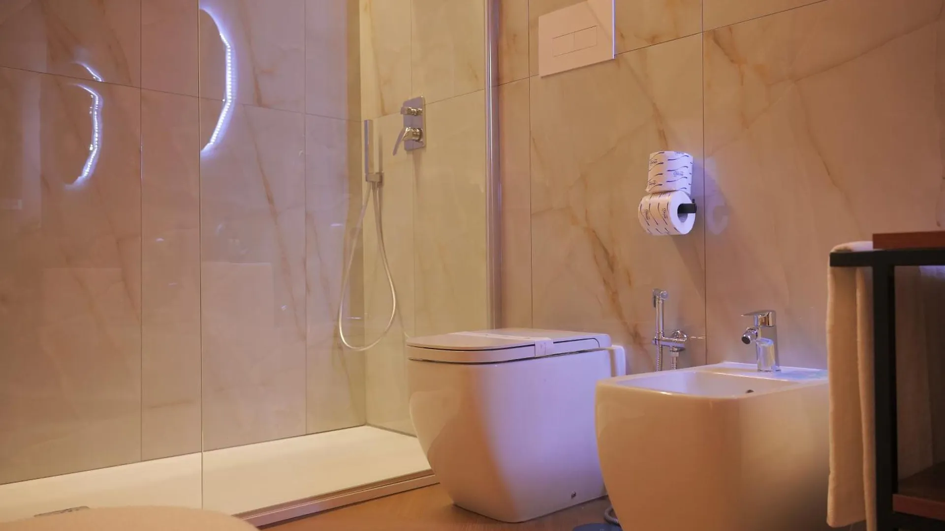 Guest house Toledo Luxury Rooms - Lr Collection Naples