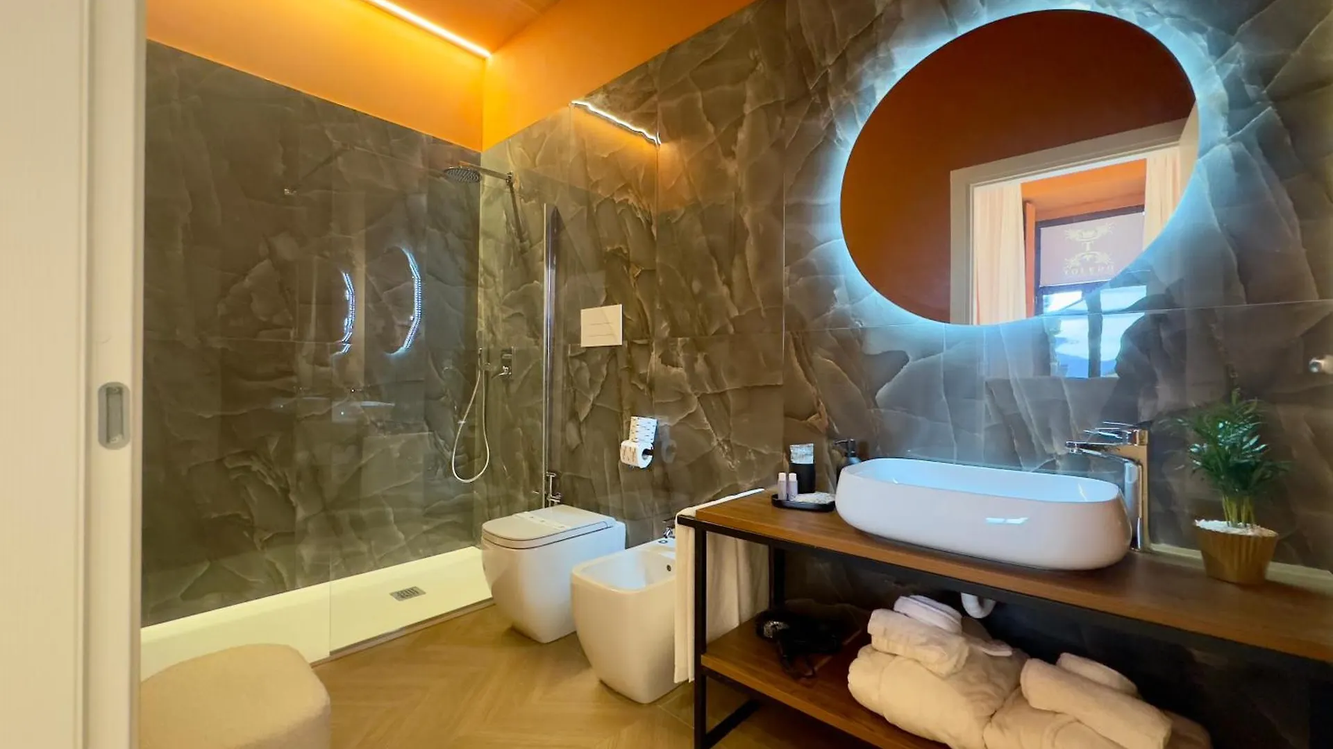 Toledo Luxury Rooms - Lr Collection Naples Guest house