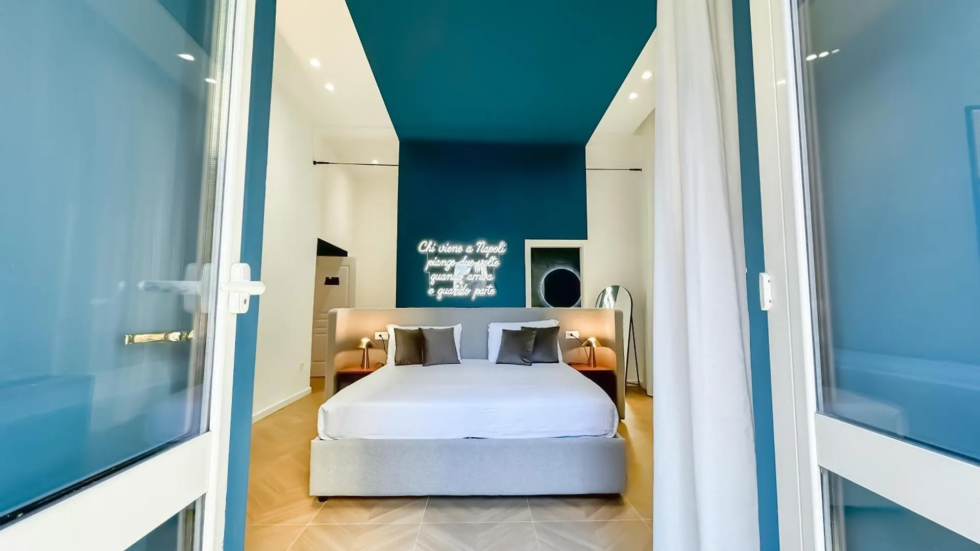 Toledo Luxury Rooms - Lr Collection Naples 0*,  Italy