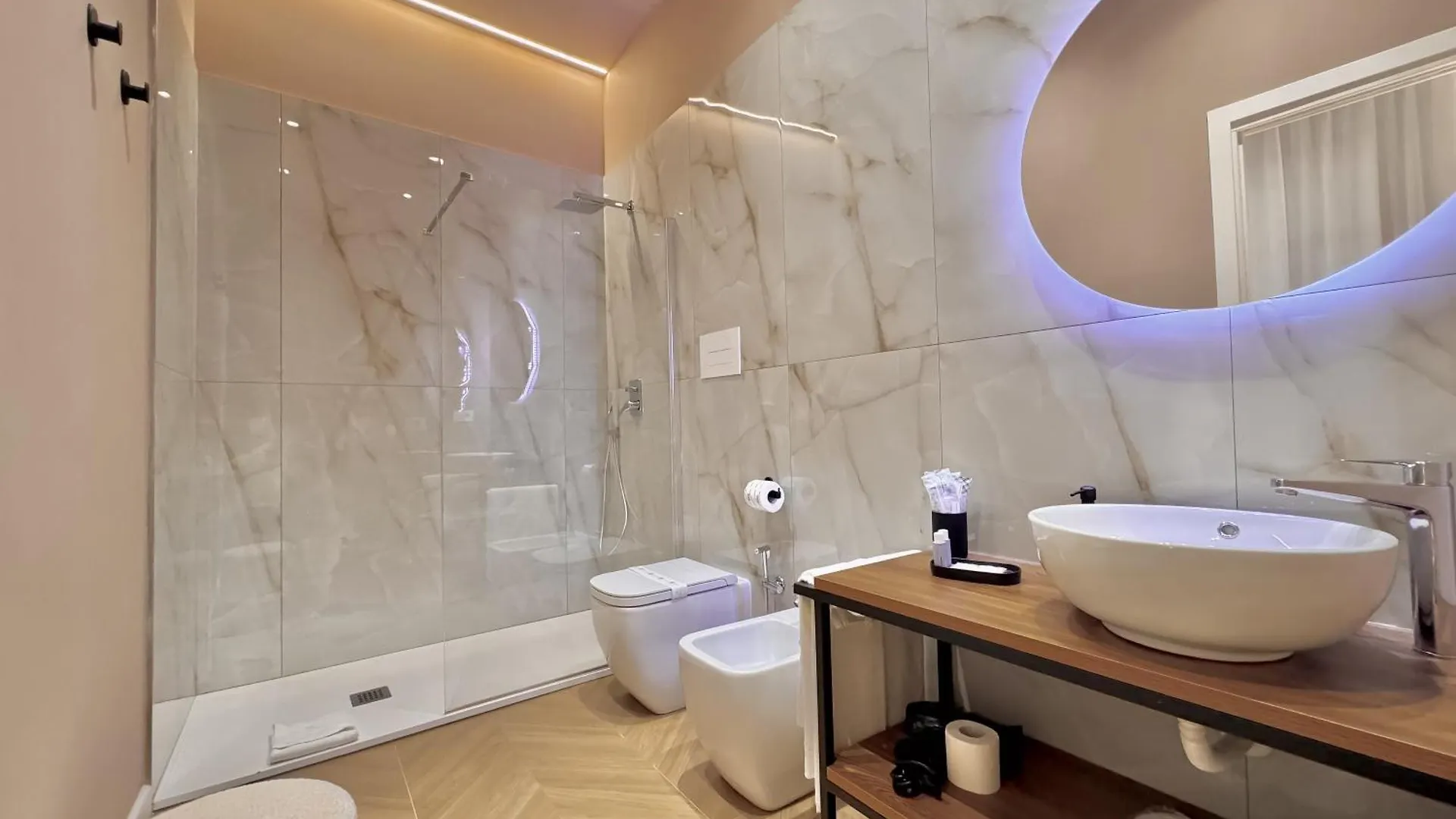 Toledo Luxury Rooms - Lr Collection Naples Guest house